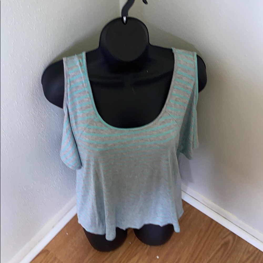 Francesca’s cold shoulder top, size M